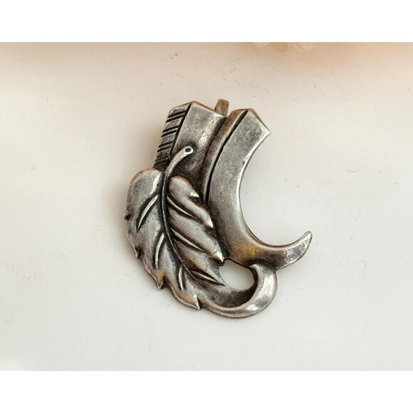 Jewelry - Antiqued Leaf Foliage Shaped Teeny Sterling Silver 925 Vintage Pendant | Charm